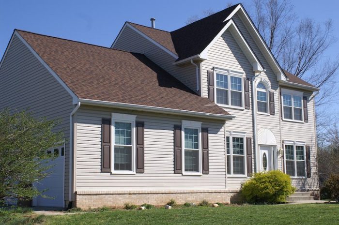 Signs That You Need To Replace Your Roof | Chesapeake Roofing